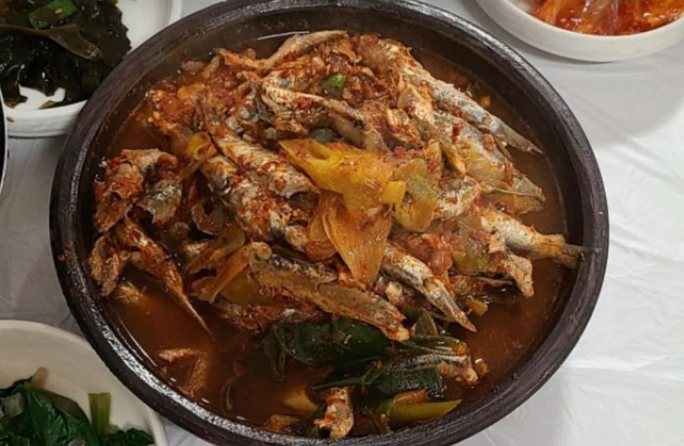 통영 순심할머니 멸치쌈밥